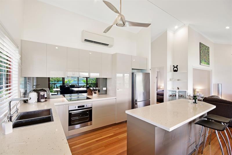 Apartment Heliconia 10 Newly Renovated Centrally Located House *