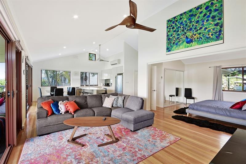 Apartment Heliconia 10 Newly Renovated Centrally Located House