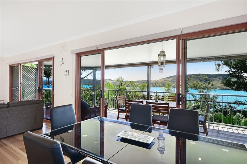 Heliconia 10 Newly Renovated Centrally Located House * Hamilton Island