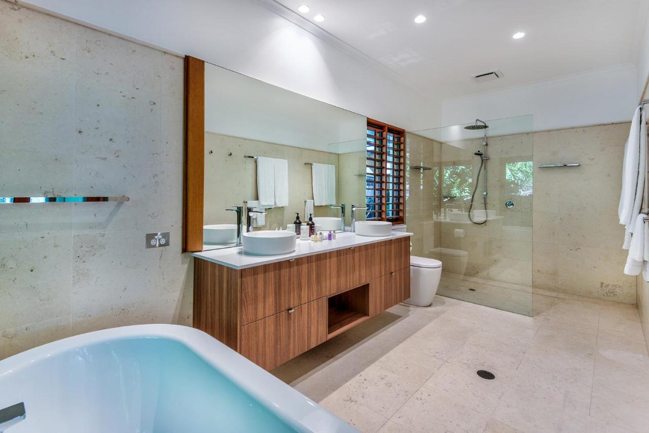 Lotus House On By Hiha Hamilton Island