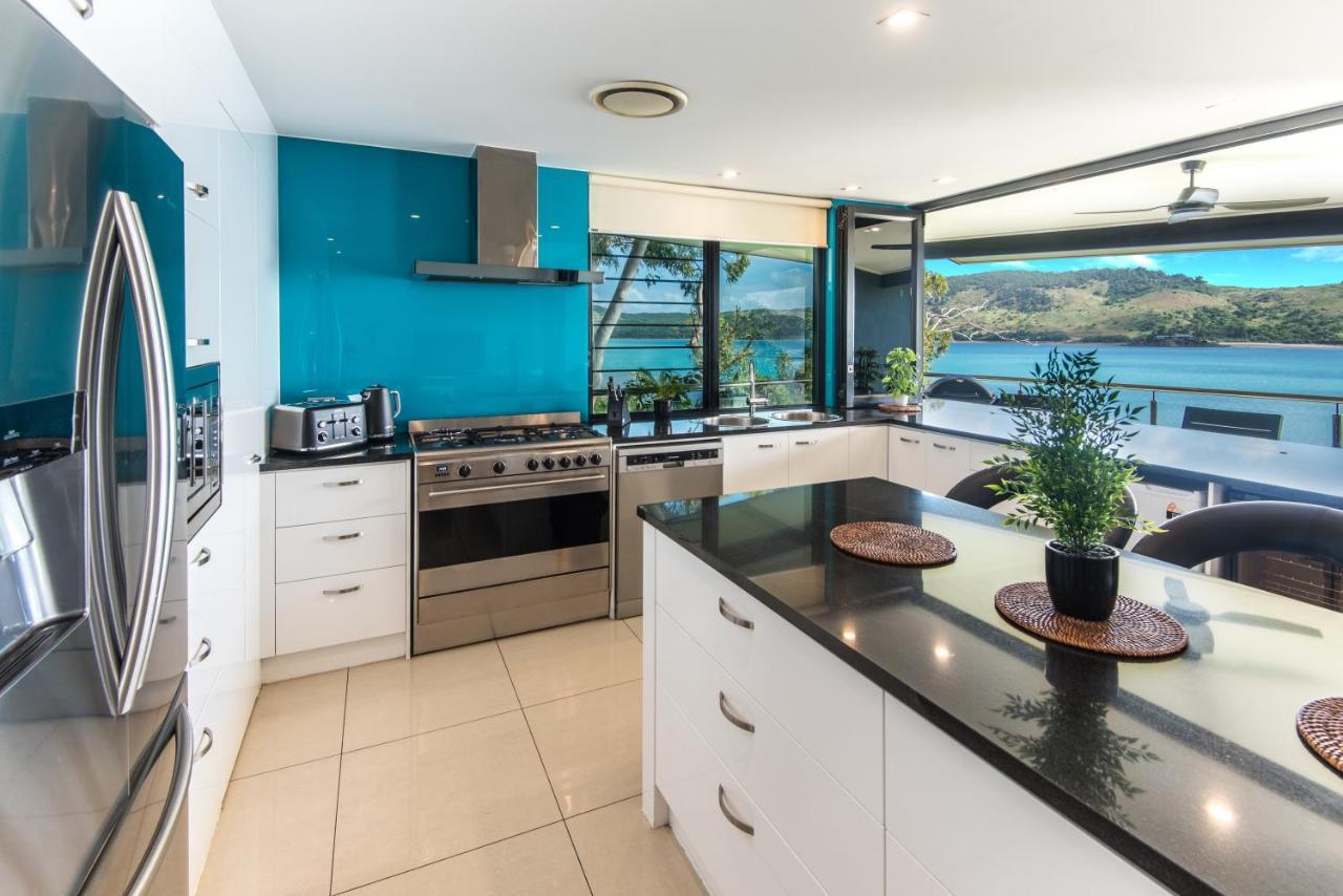 Edge 5 Oceanfront 3-bedroom - Featuring An Infinity Pool, Bath, Buggy And Valet Service *