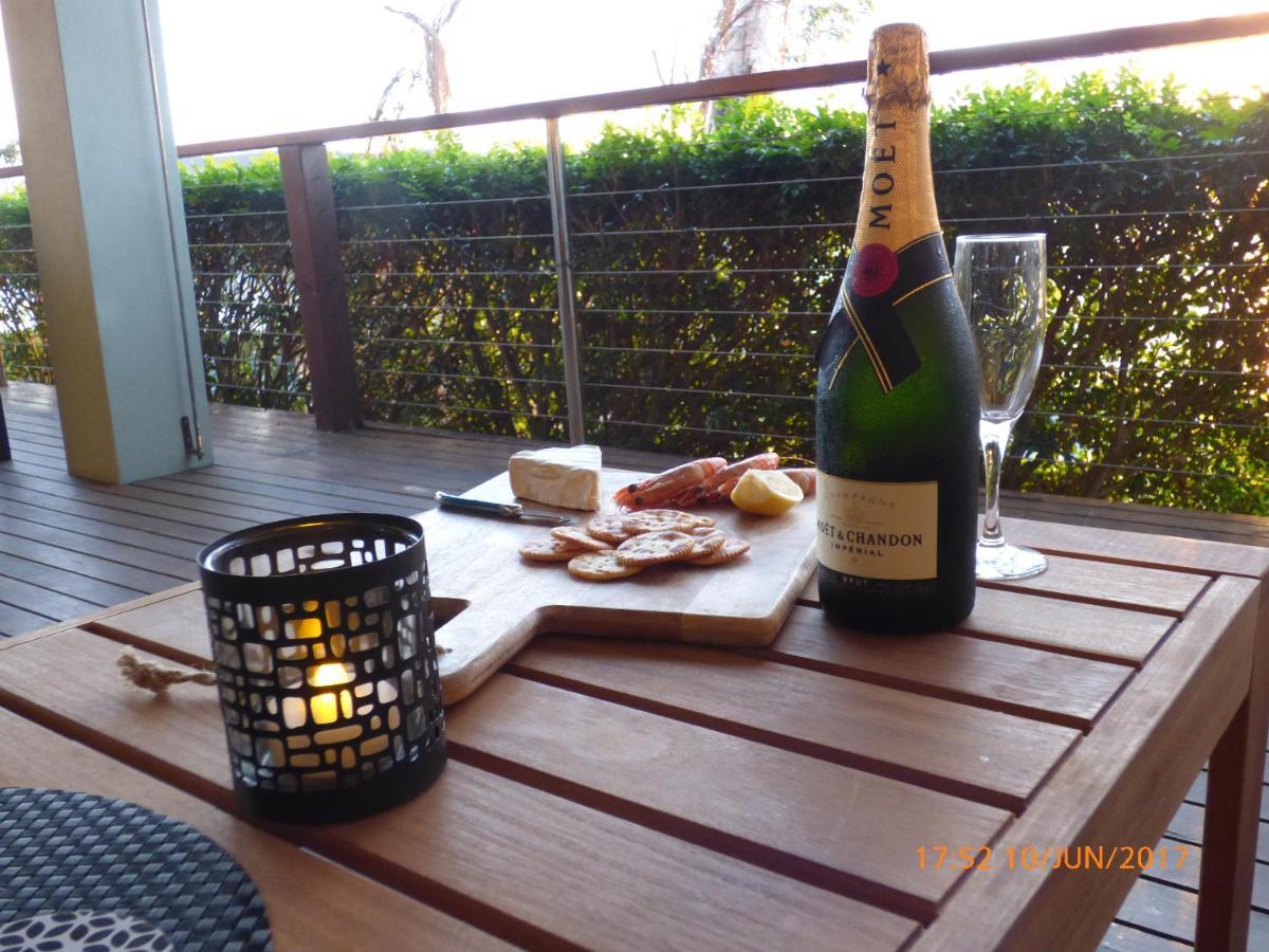 Compass Point 8 Apartment Hamilton Island