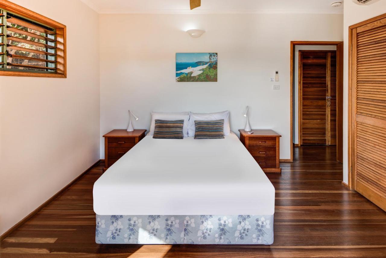 Casuarina Cove On By Hiha *