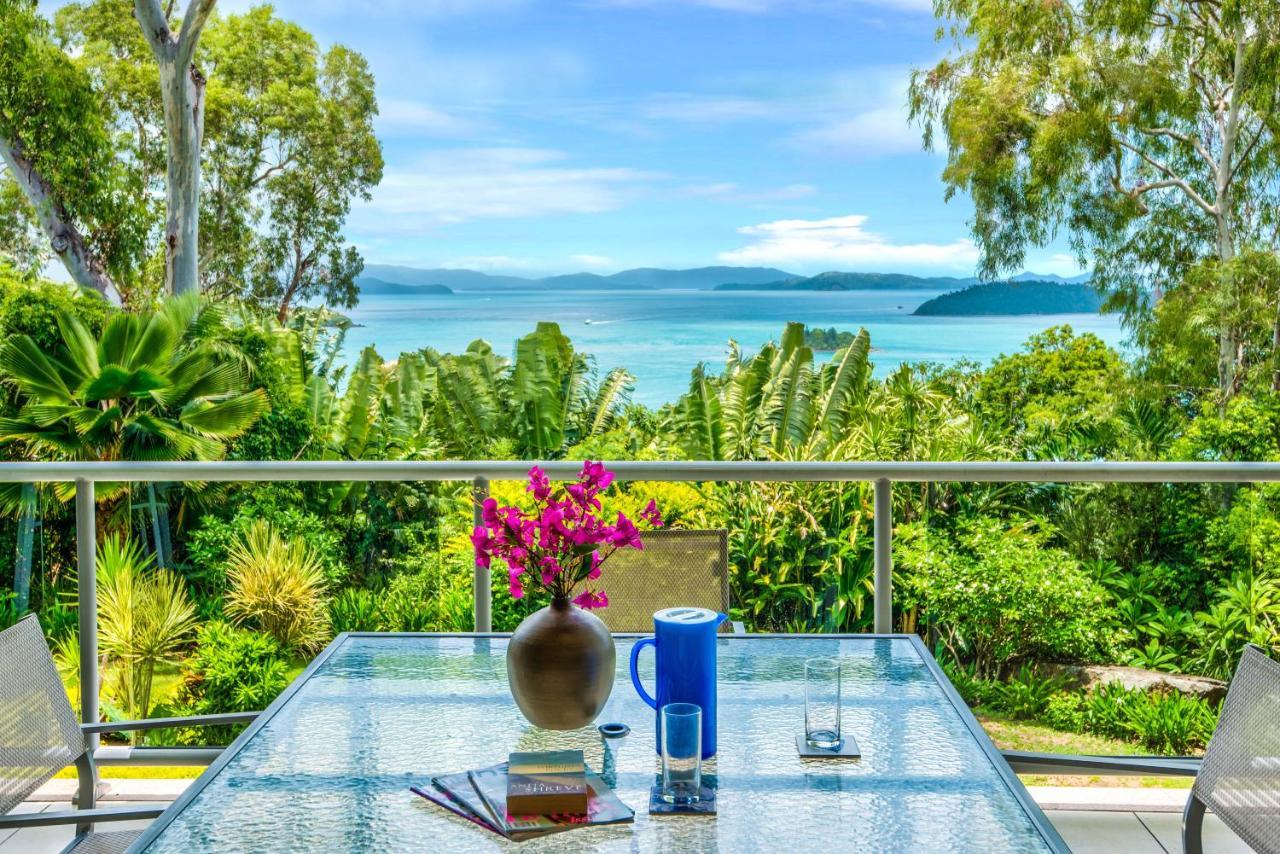 Blue Water Views Apartment