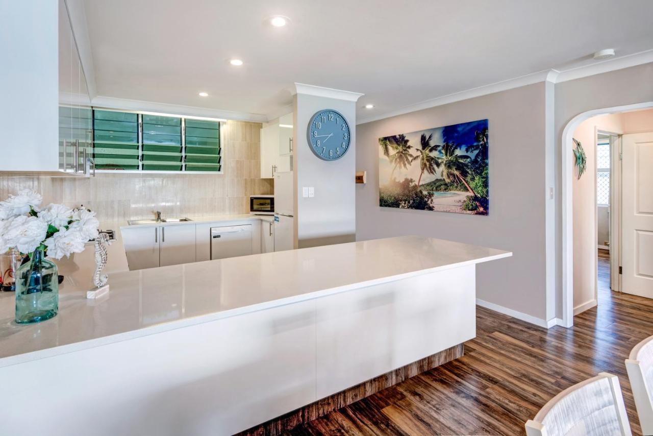 Lagoon Beachfront 201 On By Hamorent Apartment *