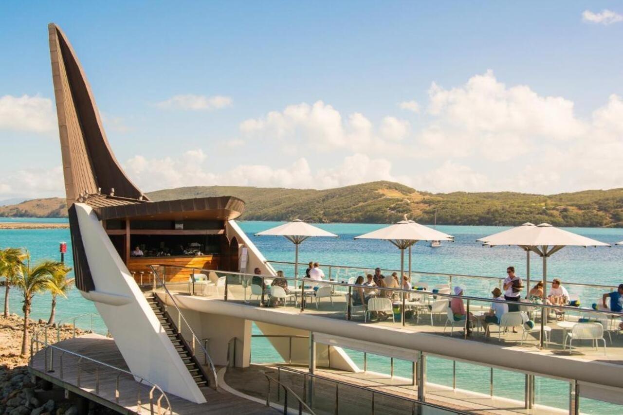 Yacht Club 3*