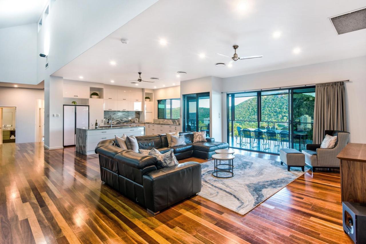 Southwinds On By Hiha * Hamilton Island