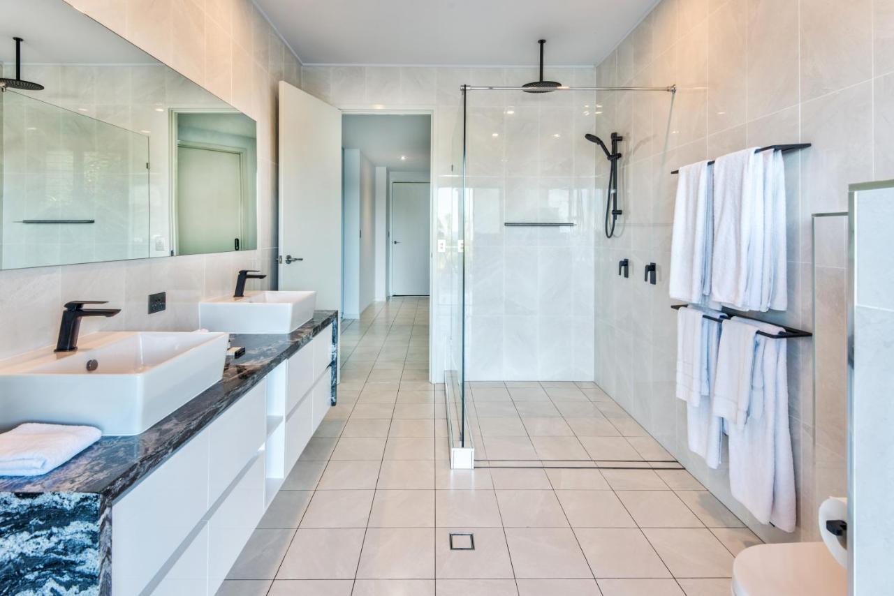 Holiday home Southwinds On By Hiha