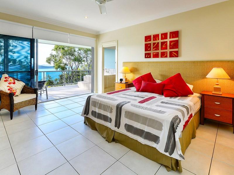 Homes Hamilton Island