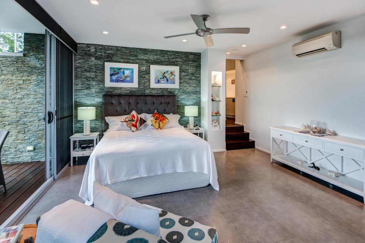 Habitat On By Hiha * Hamilton Island