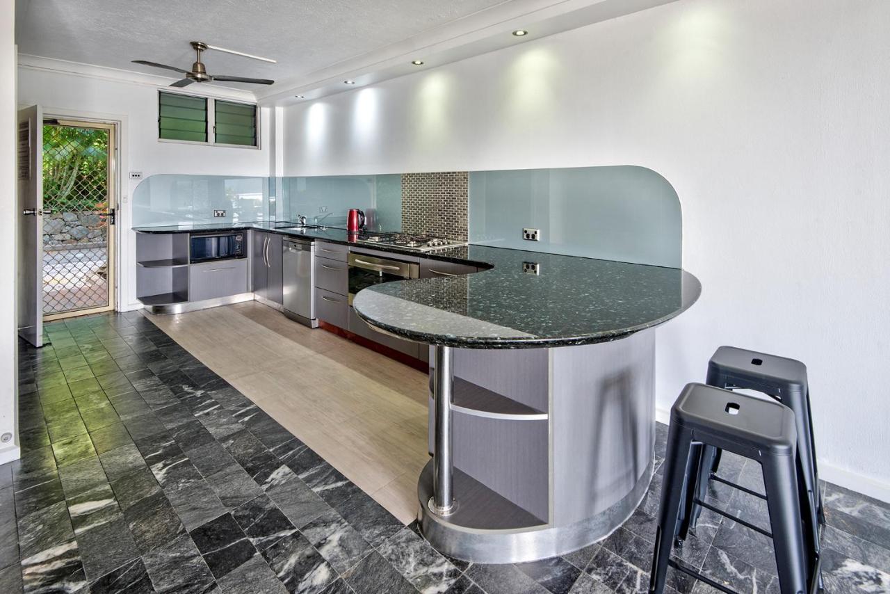 Poinciana - 3 Bedroom - On By Hiha * Hamilton Island
