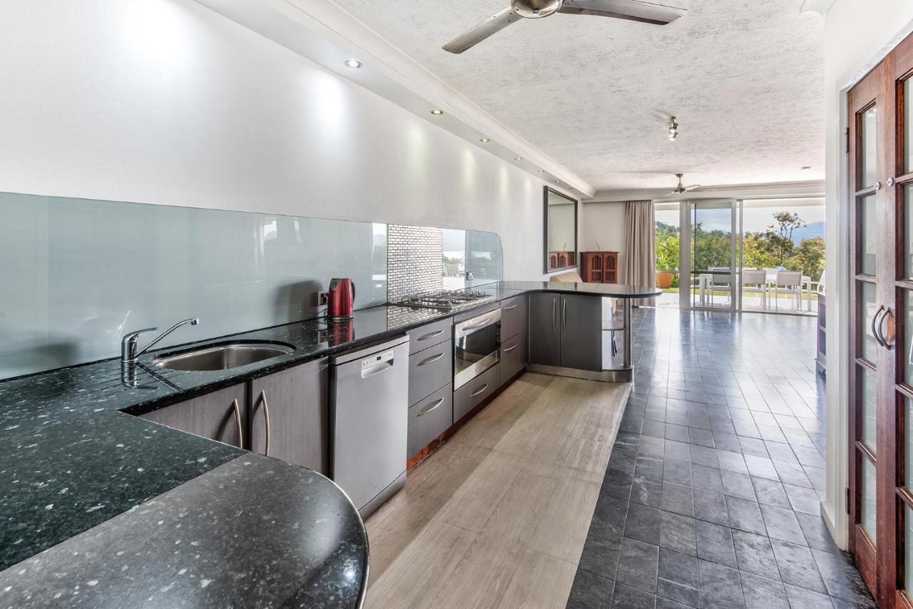 Poinciana - 3 Bedroom - On By Hiha Apartment *