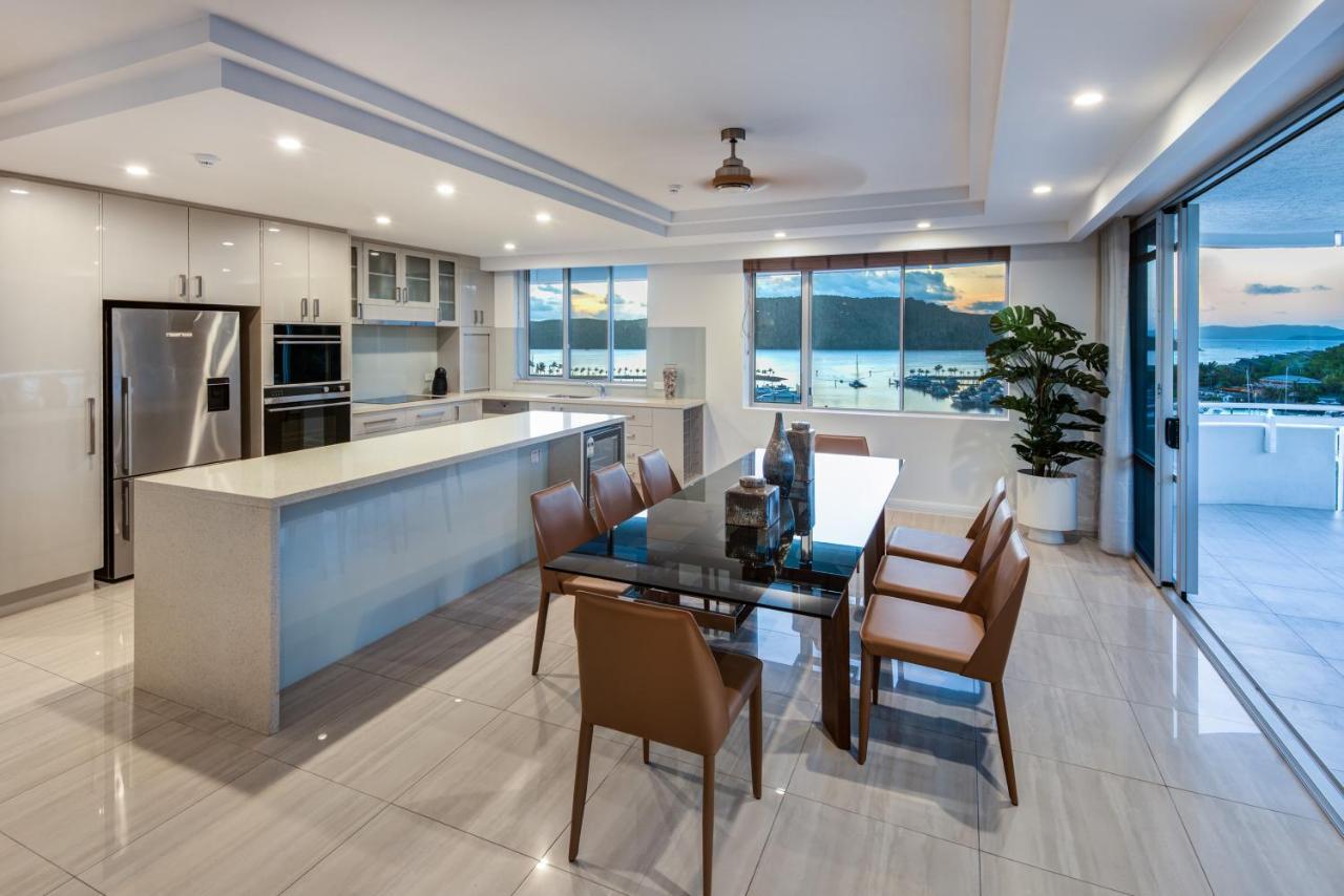 Yacht Harbour Tower 2, - Million Dollar Views, Buggy & Valet Service Hamilton Island