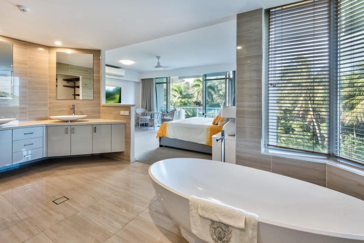 Yacht Harbour Tower 2, - Million Dollar Views, Buggy & Valet Service Hamilton Island