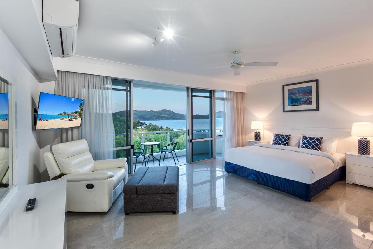 Yacht Harbour Tower 5 - Oceanviews, Buggy And Private Lift Access And Valet Service