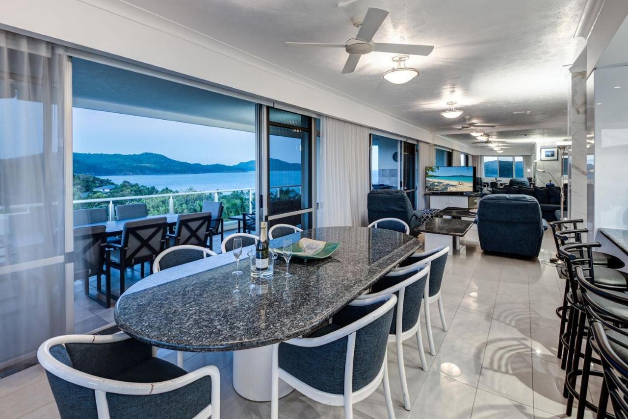 Apartment Yacht Harbour Tower 5 - Oceanviews, Buggy And Private Lift Access And Valet Service