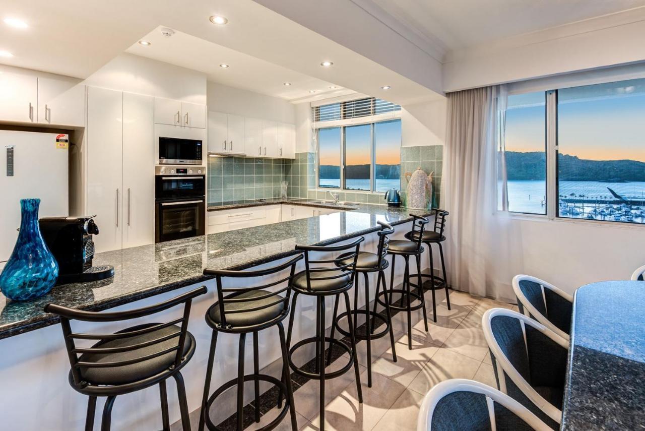 Apartment Yacht Harbour Tower 5 - Oceanviews, Buggy And Private Lift Access And Valet Service