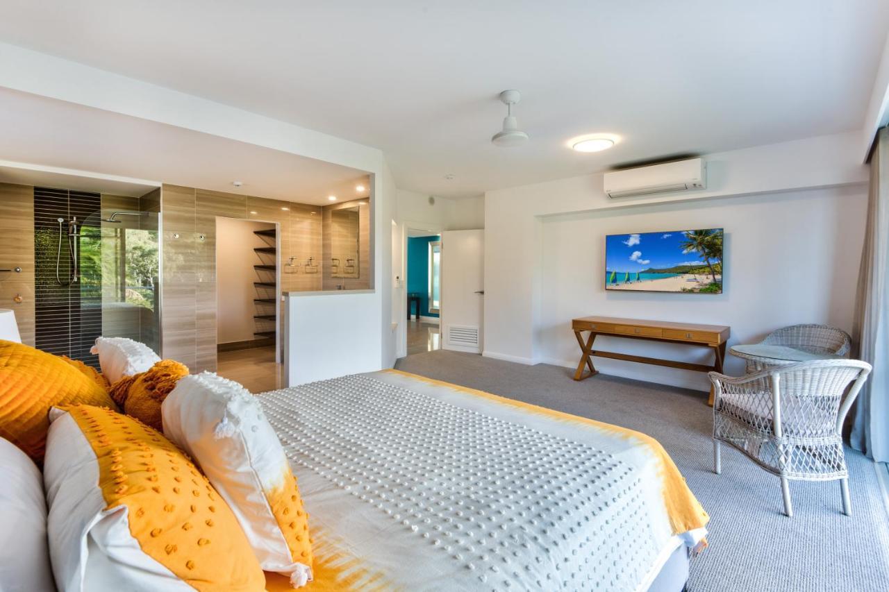Yacht Harbour Tower 2, - Million Dollar Views, Buggy & Valet Service *
