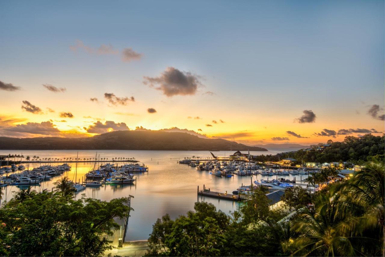 Apartment Yacht Harbour Tower 2, - Million Dollar Views, Buggy & Valet Service Hamilton Island