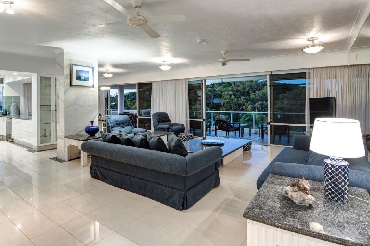 Apartment Yacht Harbour Tower 5 - Oceanviews, Buggy And Private Lift Access And Valet Service