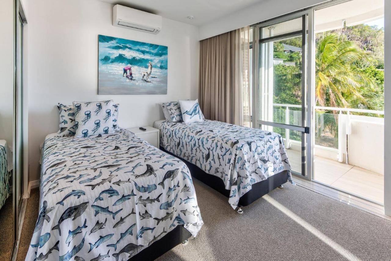 Yacht Harbour Tower 2, - Million Dollar Views, Buggy & Valet Service