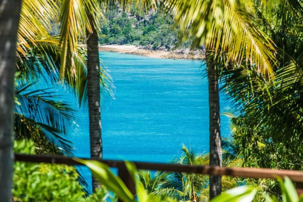 The Palms - Two Buggies Included Hamilton Island