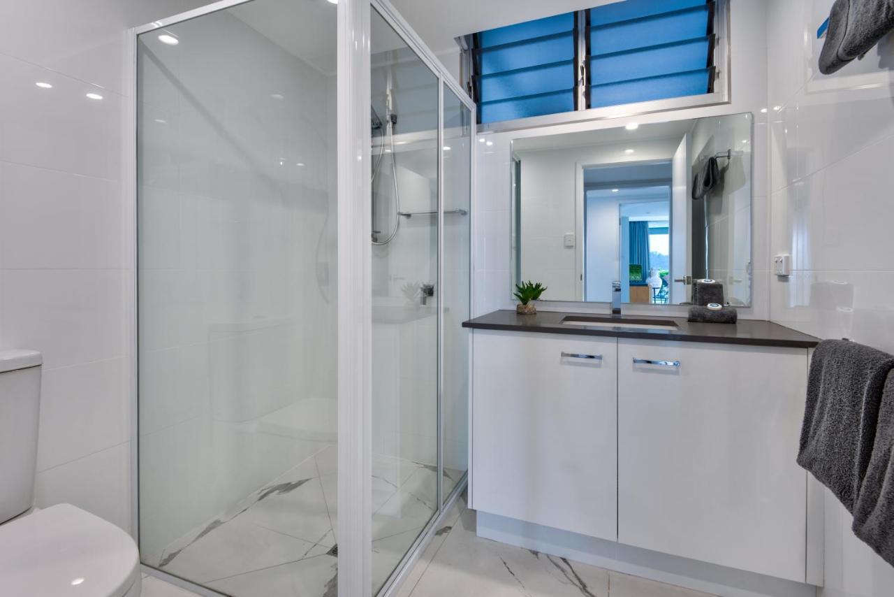 Frangipani Beachfront F5 On By Hamorent Apartment