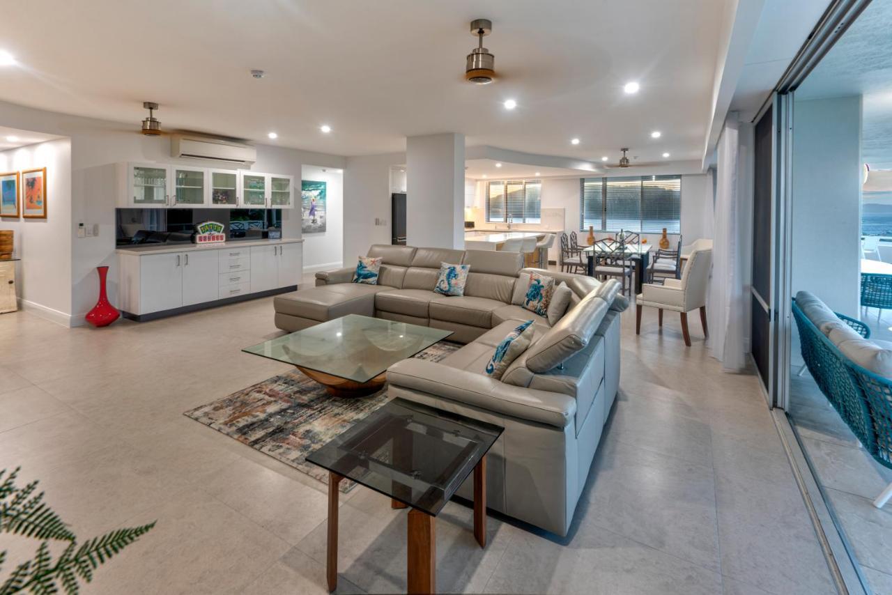 Apartment Allure On By Hiha *