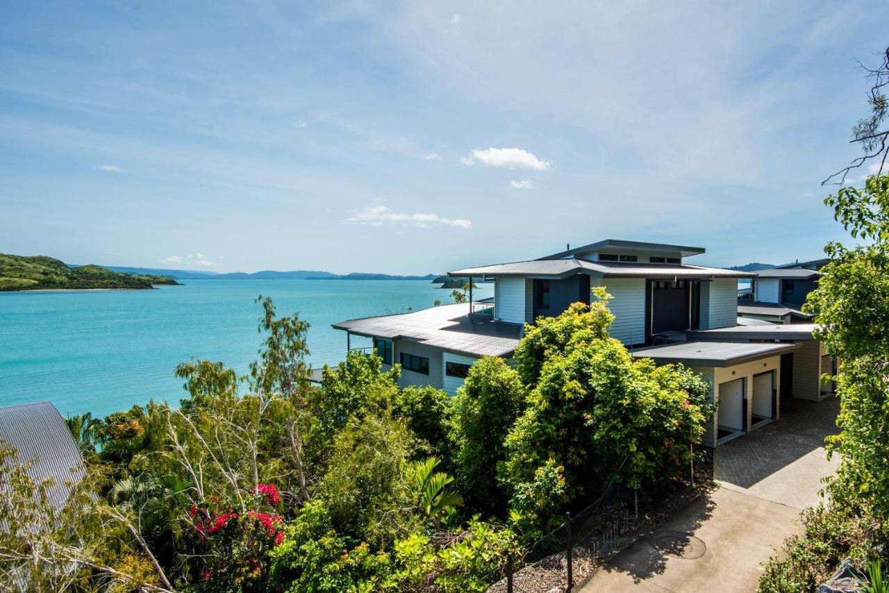 Edge 2 - Oceanfront Luxurious And Spacious 4 Bedroom Split Level With Buggy And Valet Service Apartment *