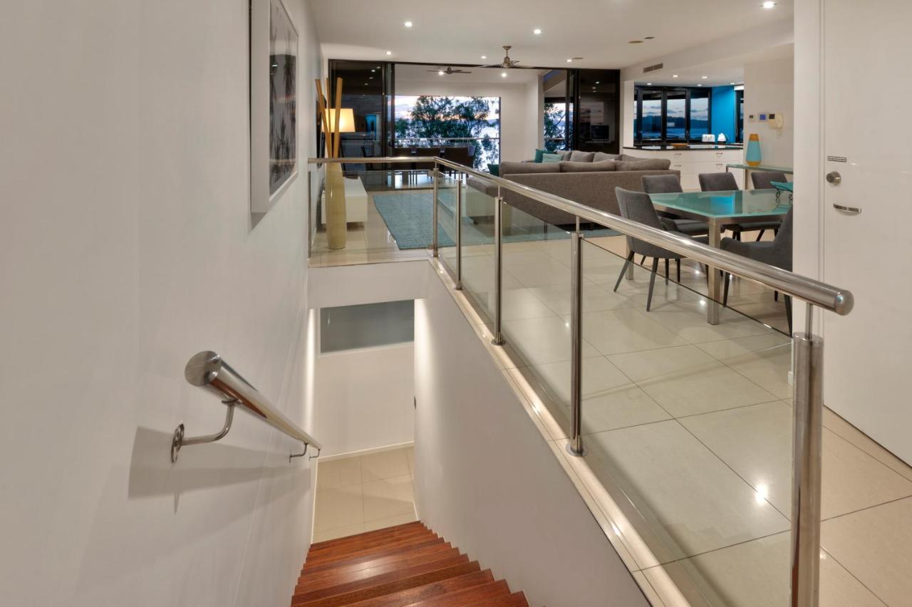 Apartment Edge 2 - Oceanfront Luxurious And Spacious 4 Bedroom Split Level With Buggy And Valet Service
