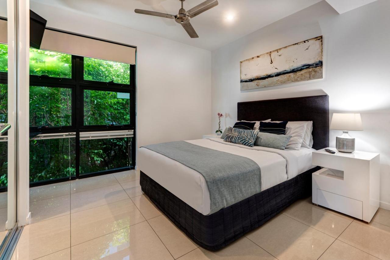 Edge 2 - Oceanfront Luxurious And Spacious 4 Bedroom Split Level With Buggy And Valet Service * Hamilton Island