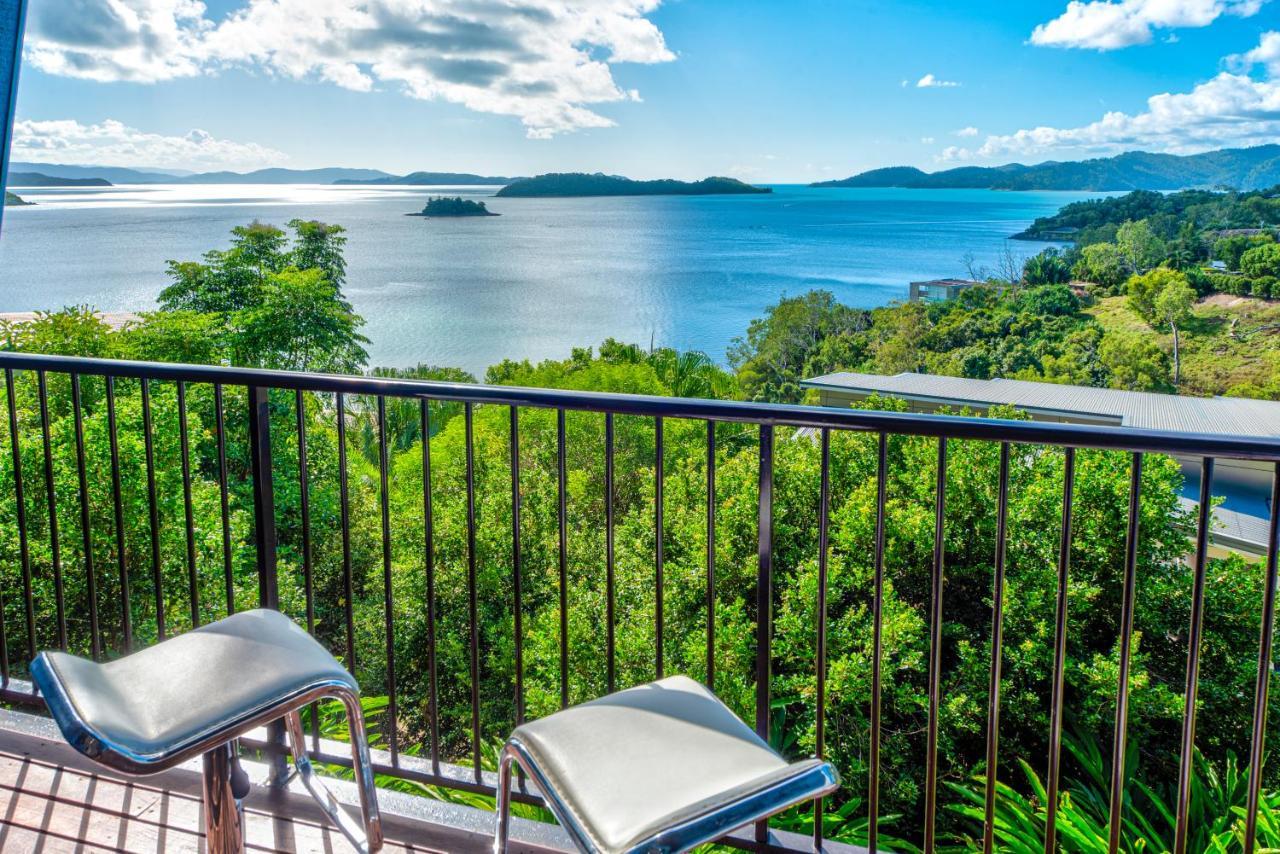 The Panorama 3, 2 Bedroom 2 Bathroom Ocean View Modern *