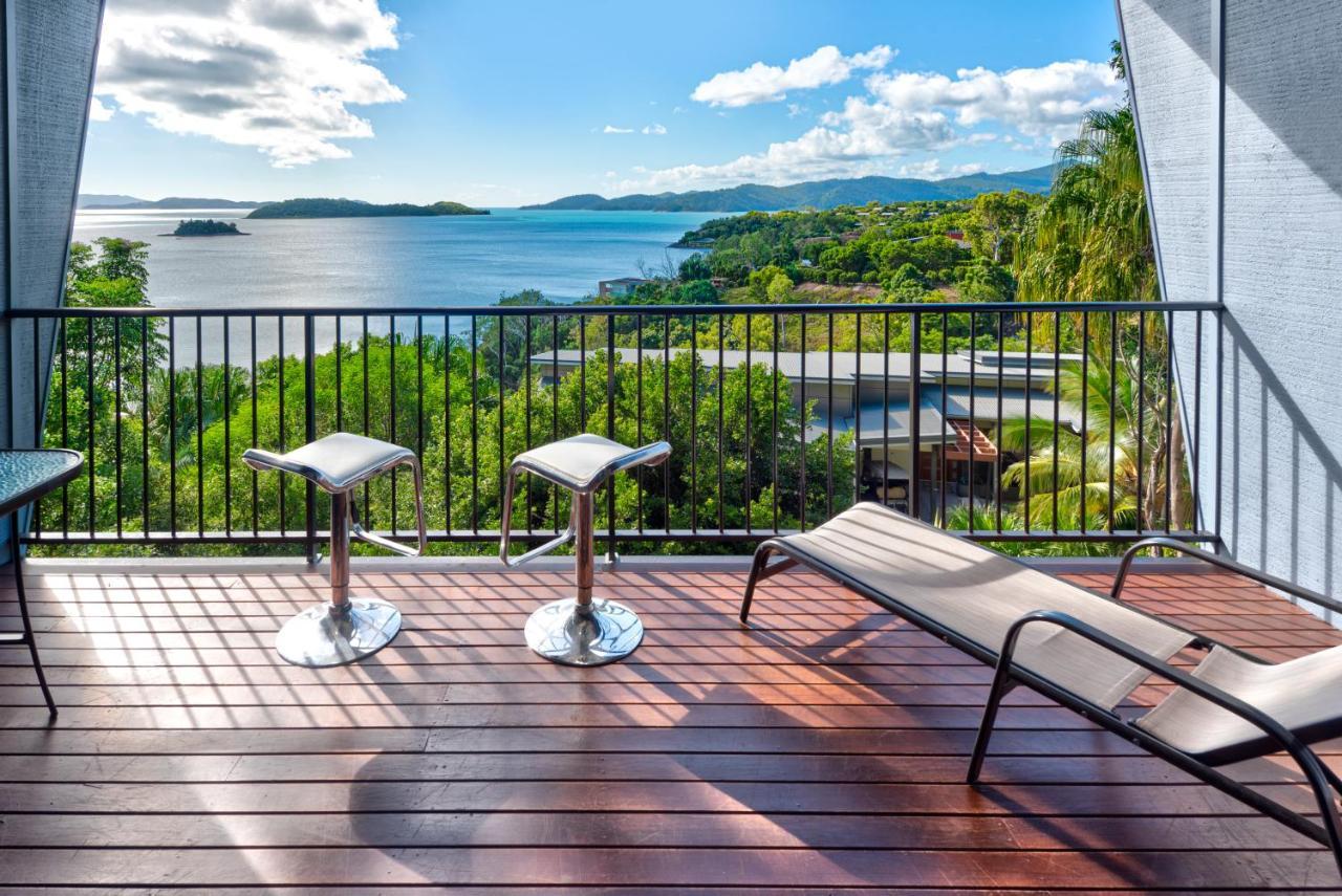 Apartment The Panorama 3, 2 Bedroom 2 Bathroom Ocean View Modern Hamilton Island