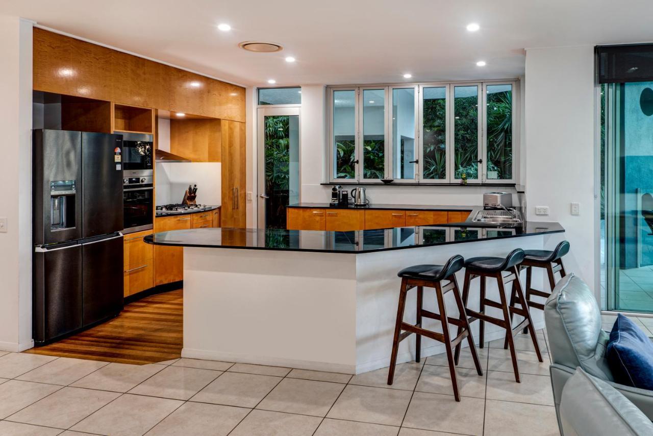 Apartment Pavillions On By Hiha