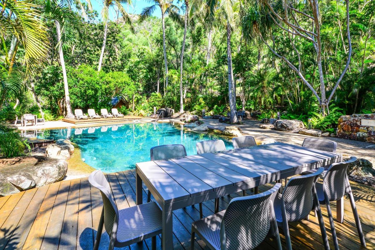 Poinciana 109 & Buggy Hamilton Island