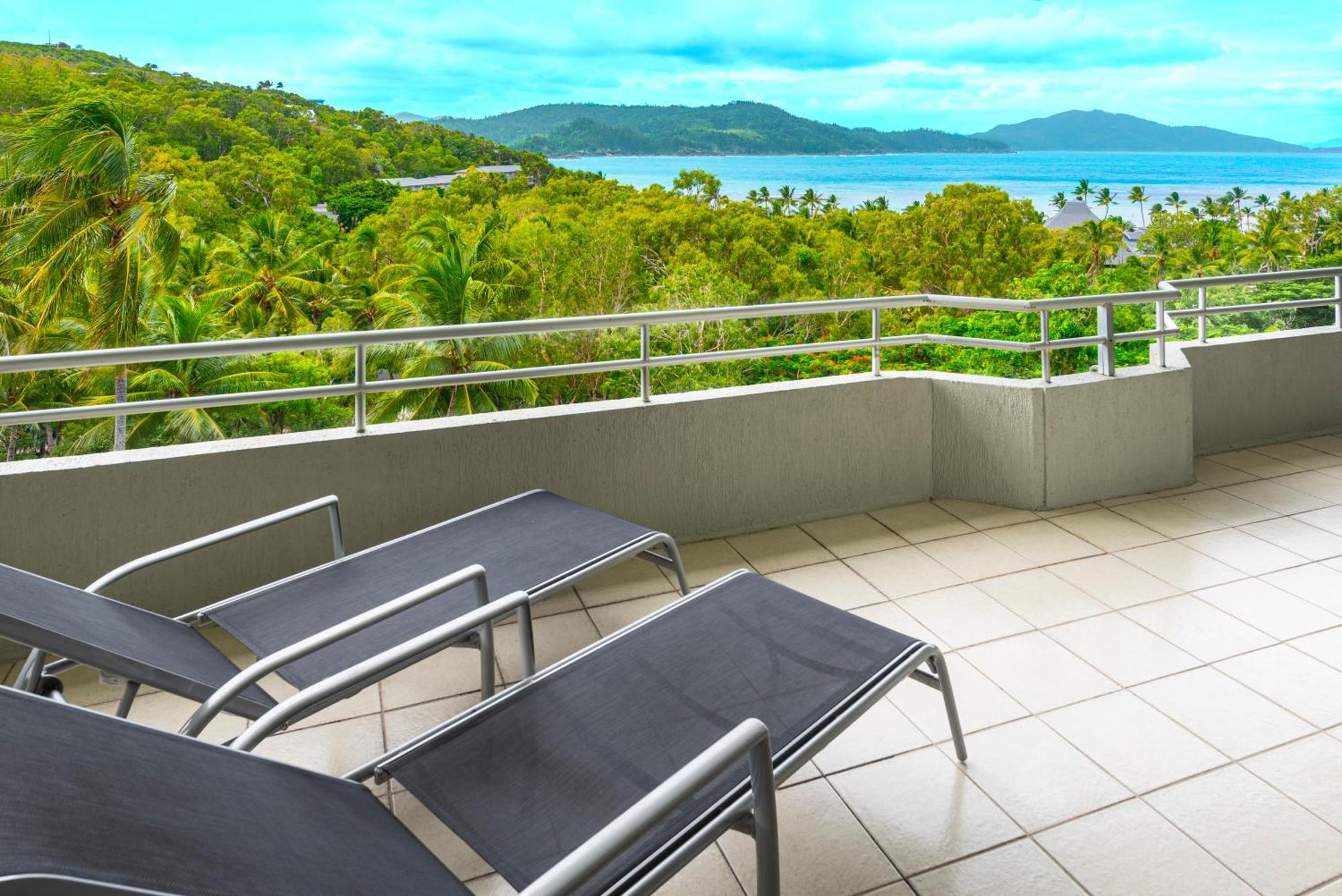 Poinciana - 2 Bedroom - On By Hiha Hamilton Island