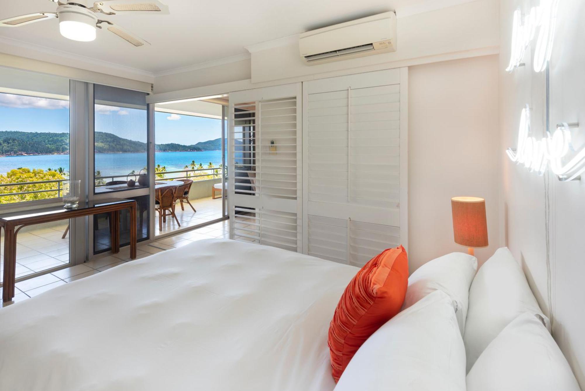 Apartment Poinciana - 2 Bedroom - On By Hiha Hamilton Island