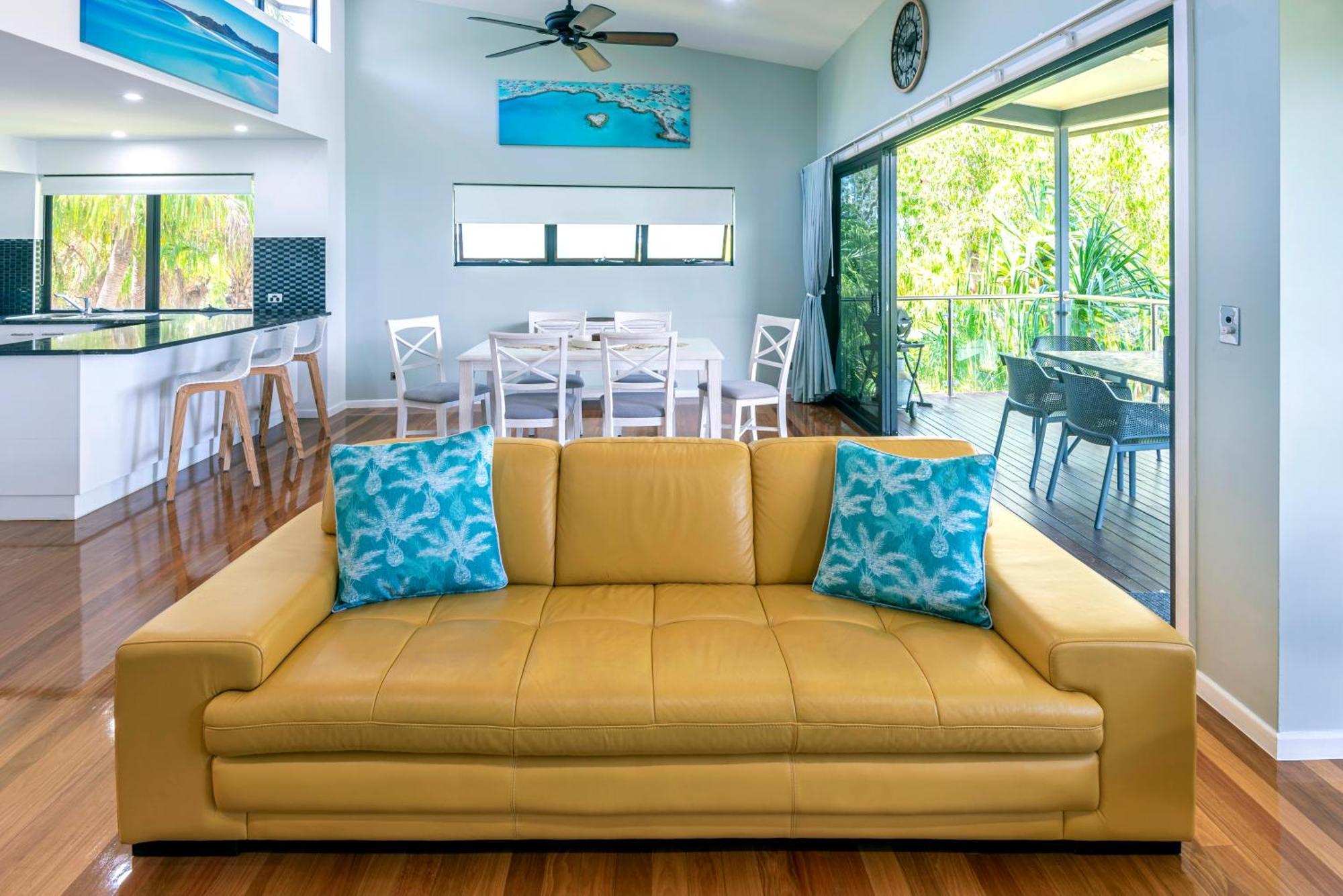 Pinnacle 3* Hamilton Island