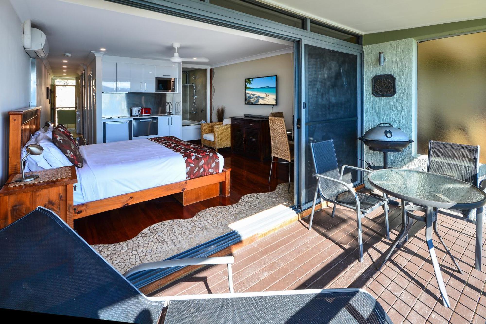 Beach Lodges Apartment Hamilton Island