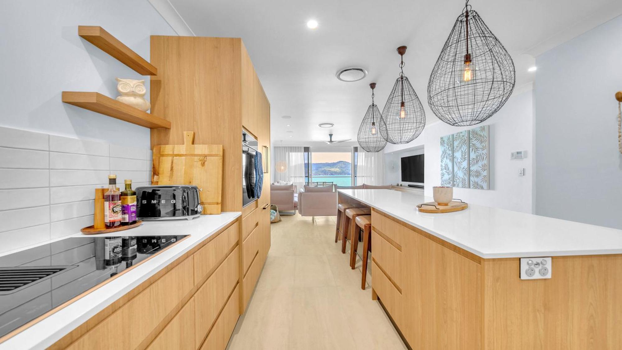 The Elite F208 By Hamorent On * Hamilton Island