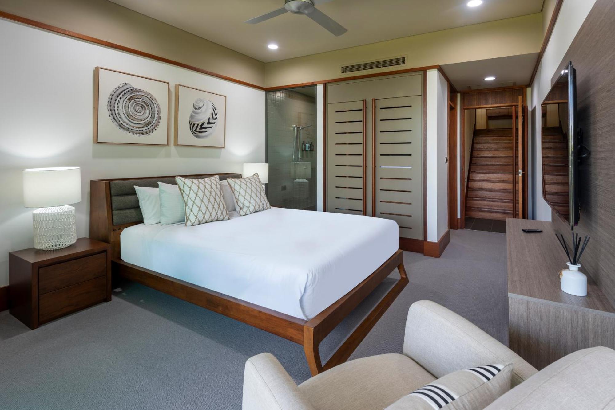 Yacht Club * Hamilton Island