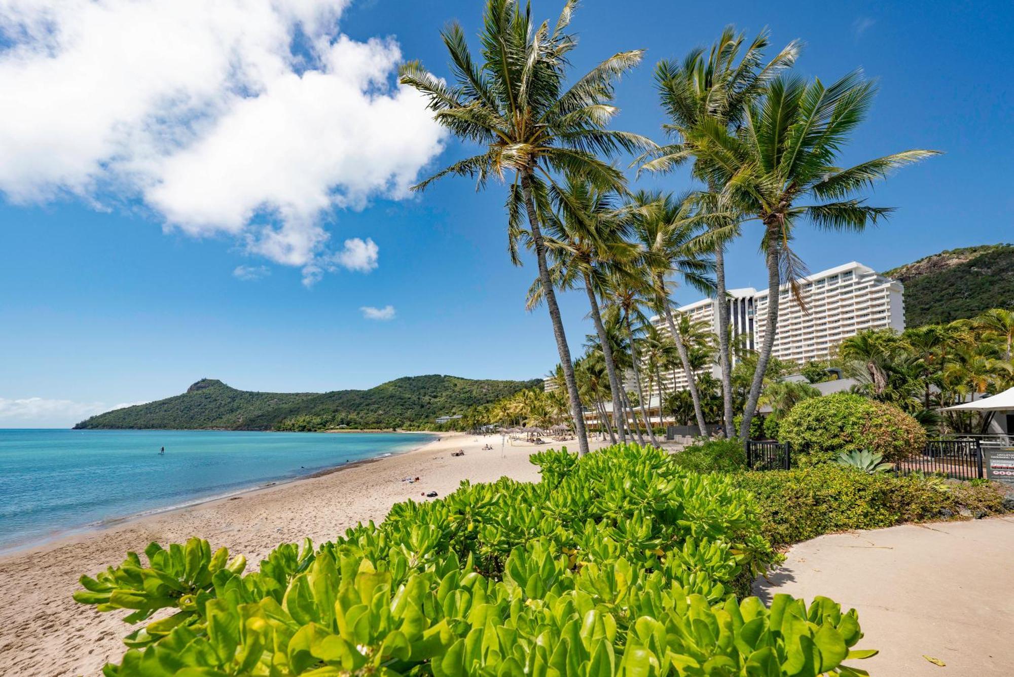 Poinciana - 2 Bedroom - On By Hiha * Hamilton Island