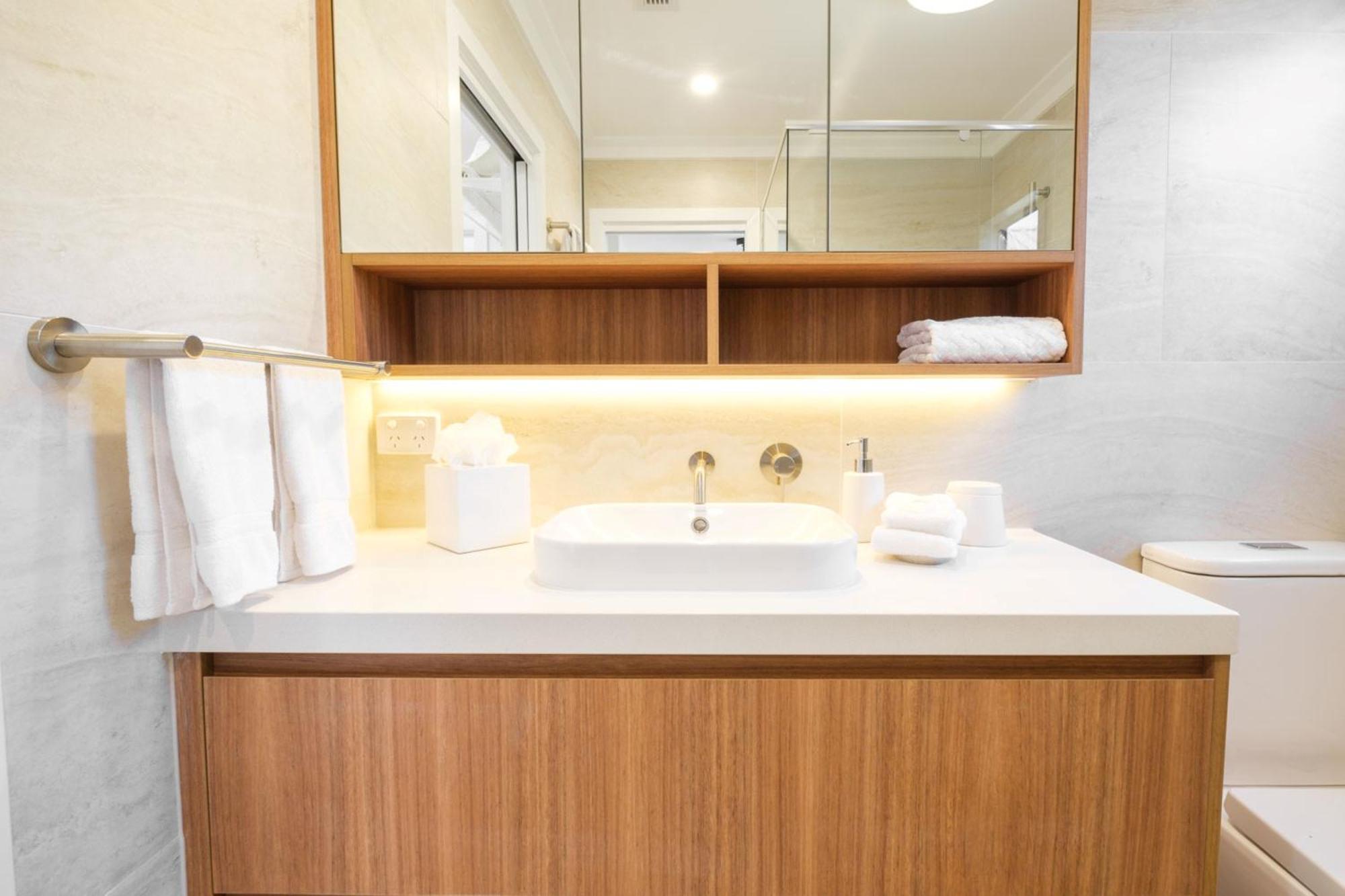La Bella Waters 3 - Oceanview's, Pool, Buggy And Transfers Villa Hamilton Island