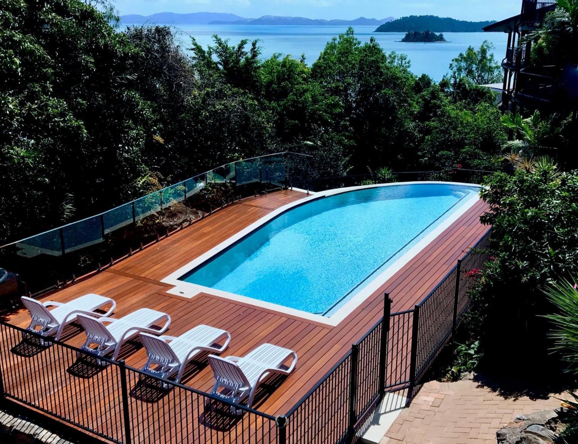 Casuarina 16 - 3 Bedroom House With 180 Degree Ocean Views, Buggy & Valet Service *