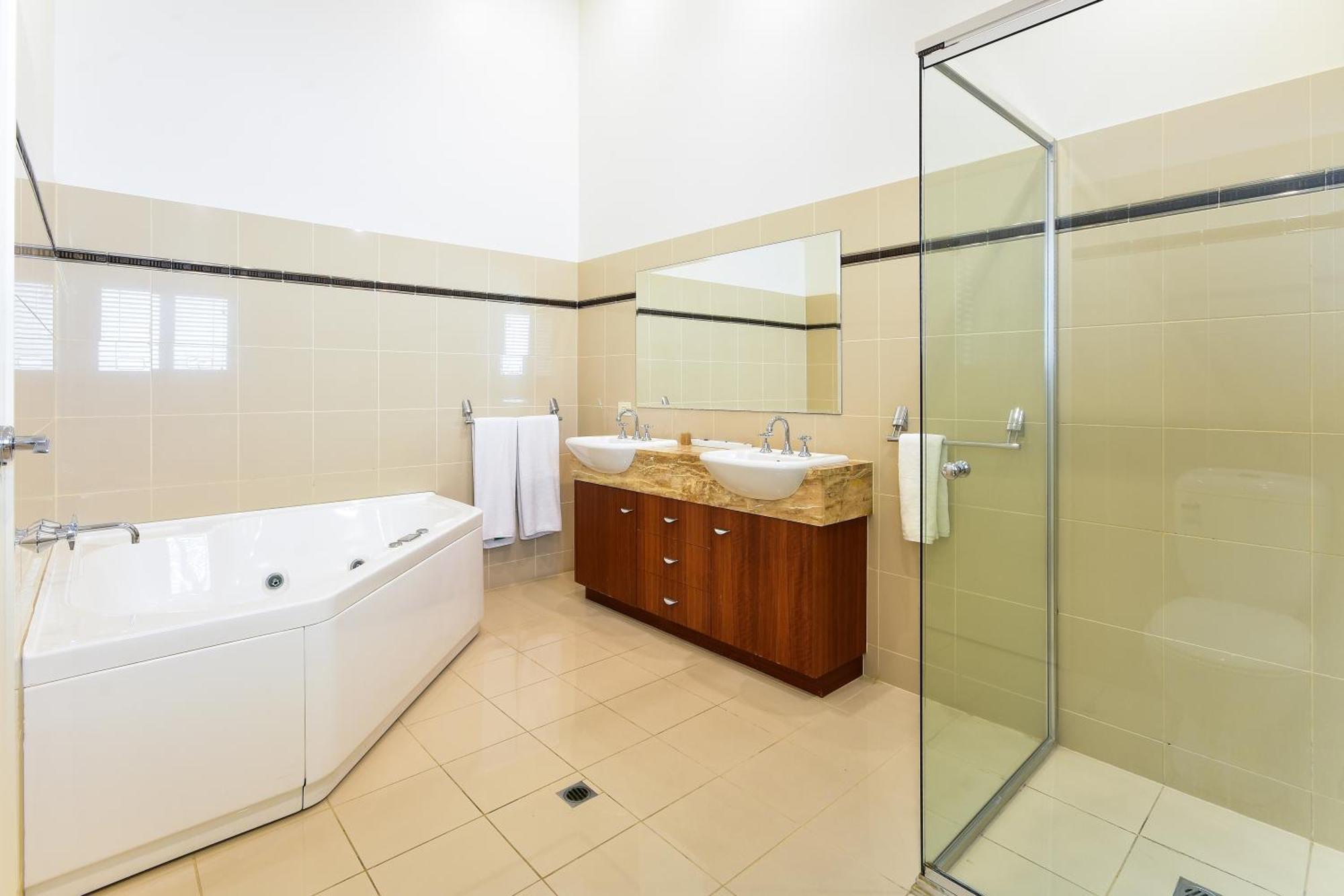 Apartment Cooinda Gardens On By Hiha