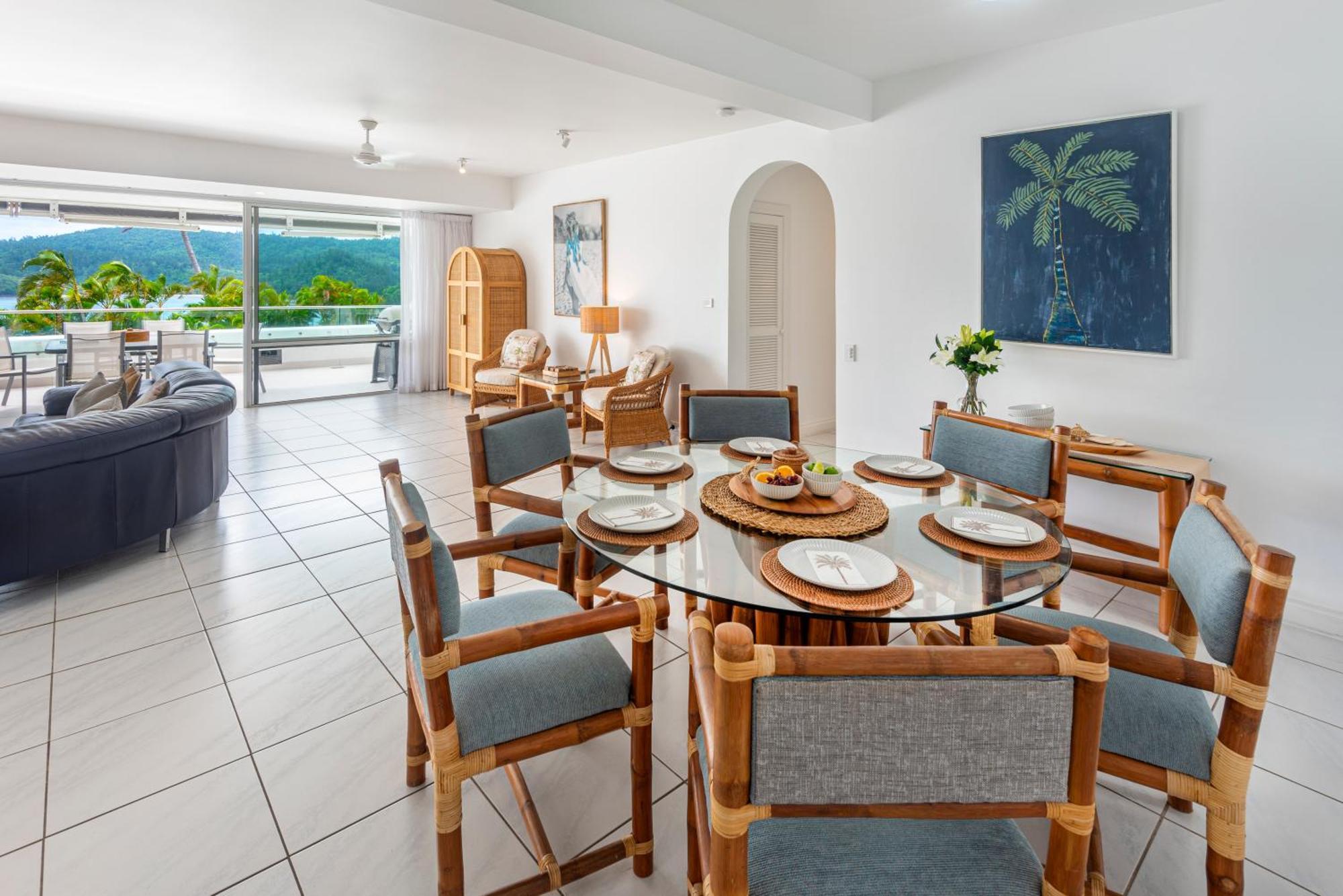 Apartment Bella Vista East 4 Oceanview, Golf Buggy, Valet Service & Shared Pool Hamilton Island