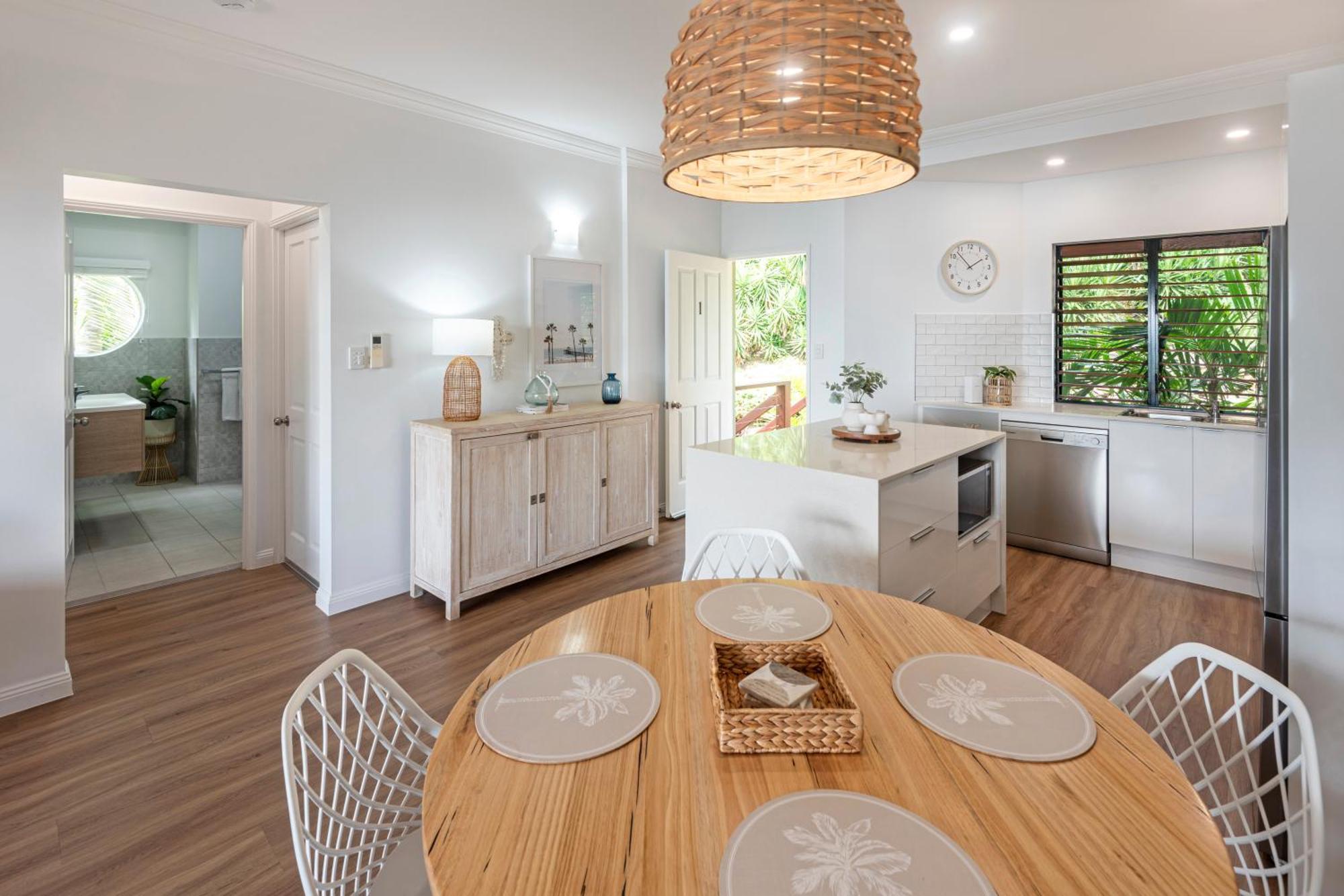 Apartment Haven On -private With Views & Buggy Fully Renovated In 2023 *