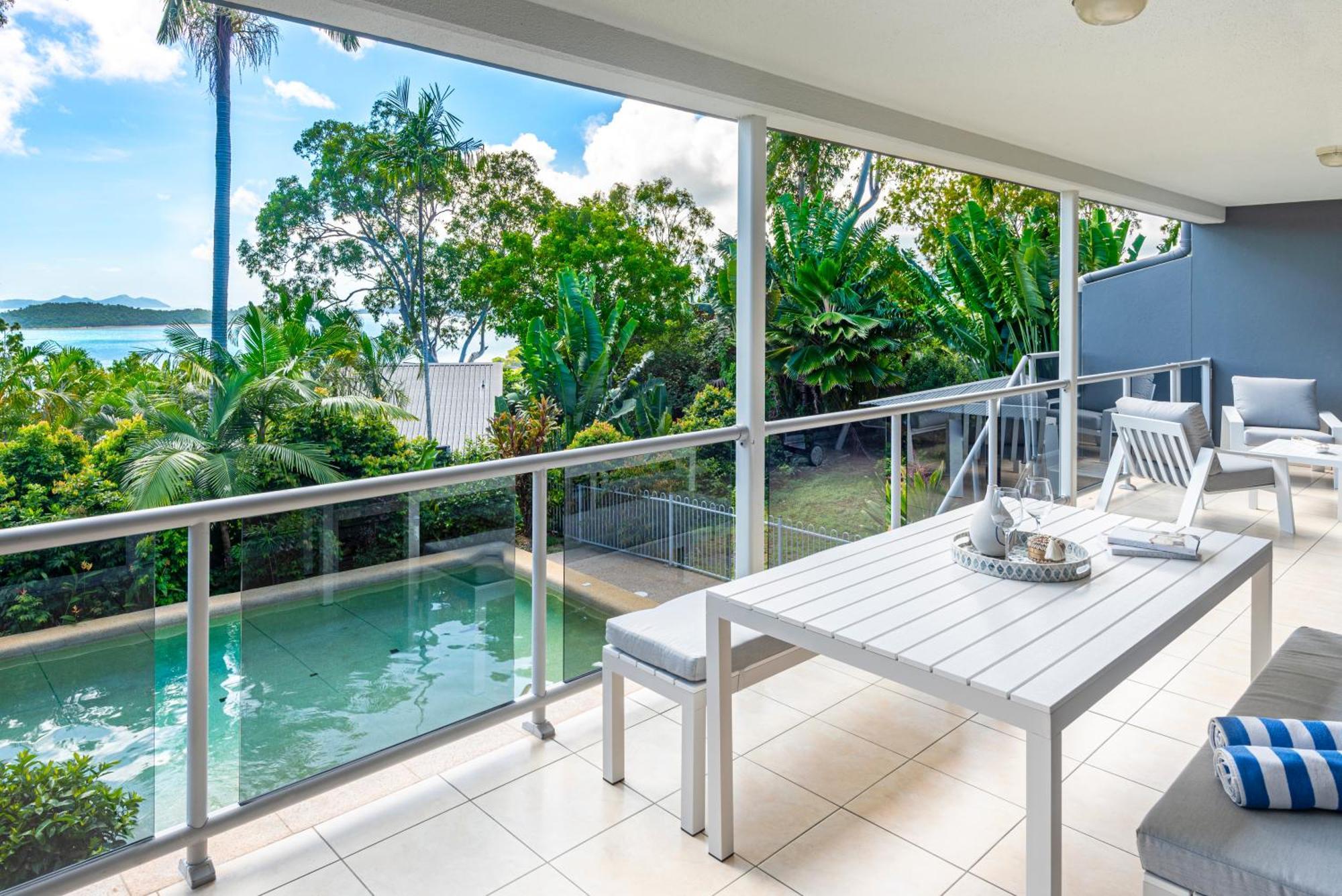 Apartment Blue Water Views Hamilton Island