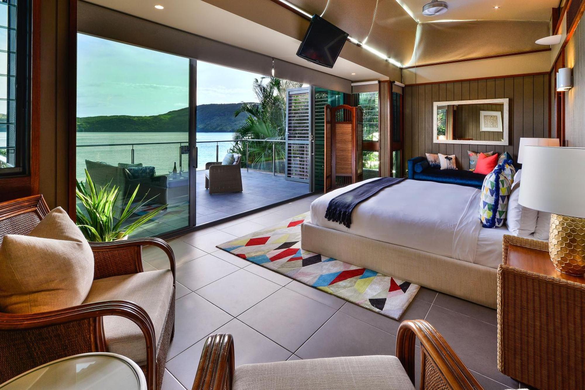 Yacht Club * Hamilton Island