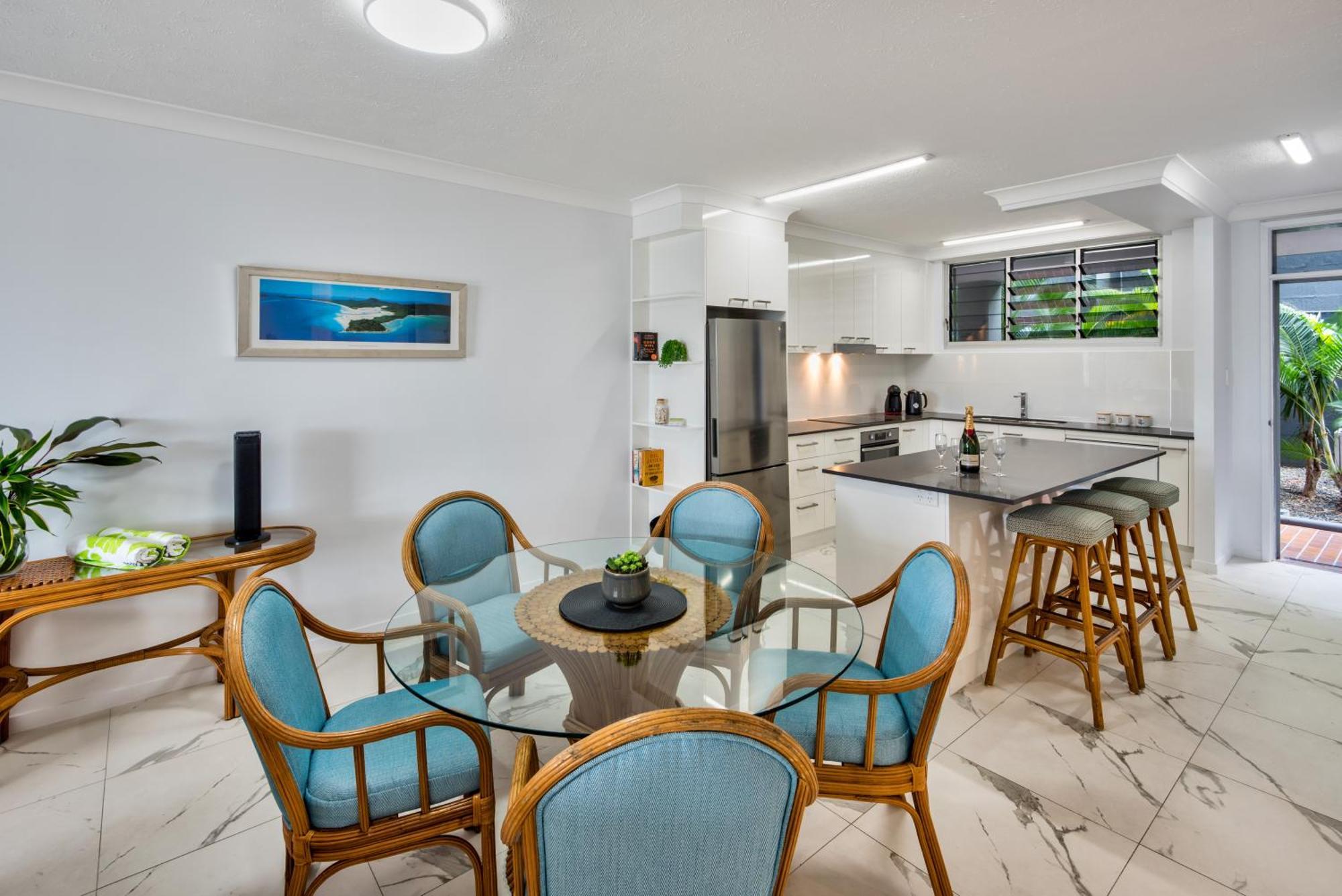 Frangipani Apartments On Hamilton Island By Hiha